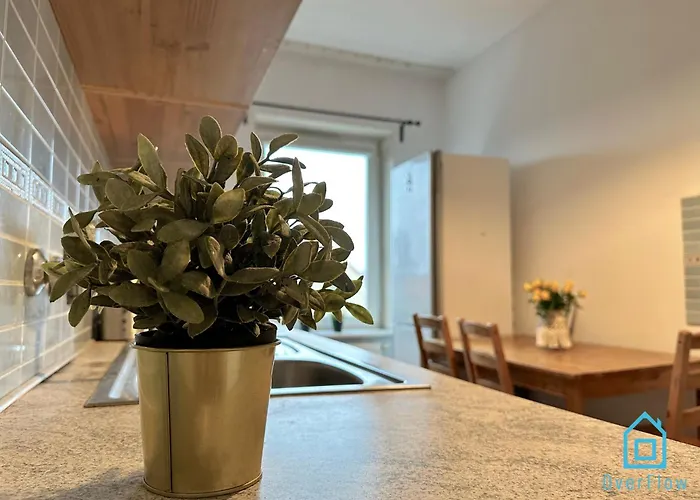 Bake -15 Minutes To Old Town & Seaside Accommodatie bij particulieren *